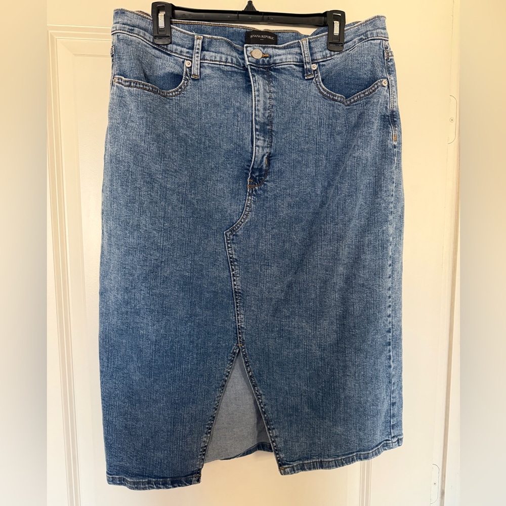 Banana Republic Light Blue Denim Skirt